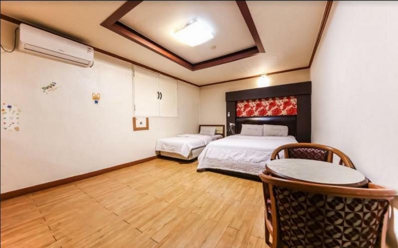 Prince Hotel Gwangju Metropolitan City Esterno foto